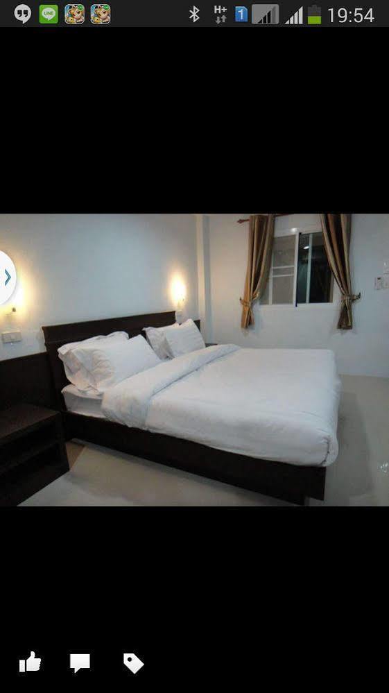 Prajak Inn Udon Thani Buitenkant foto